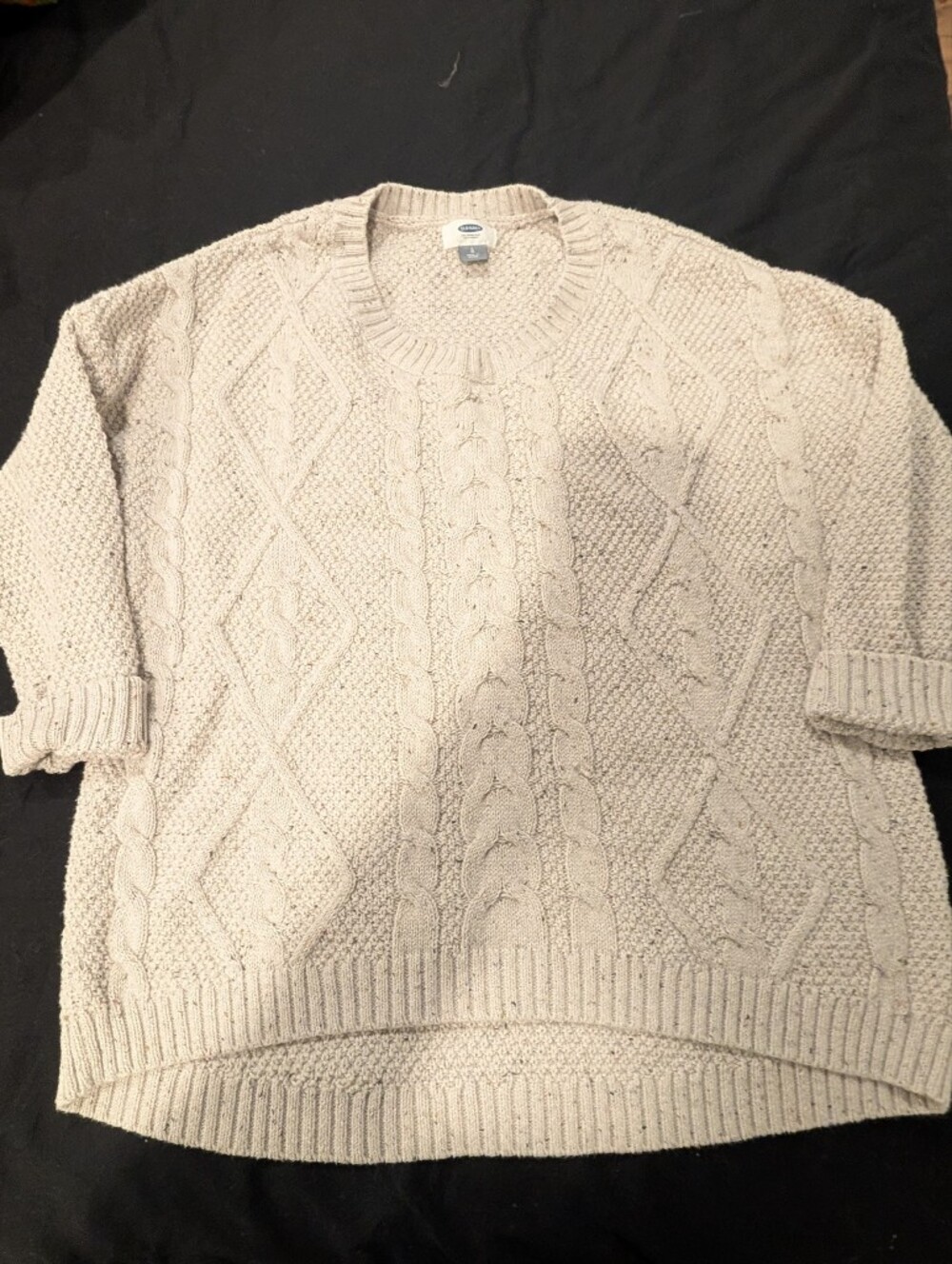 Old Navy Women's s Cream Cable Crewneck Sweater